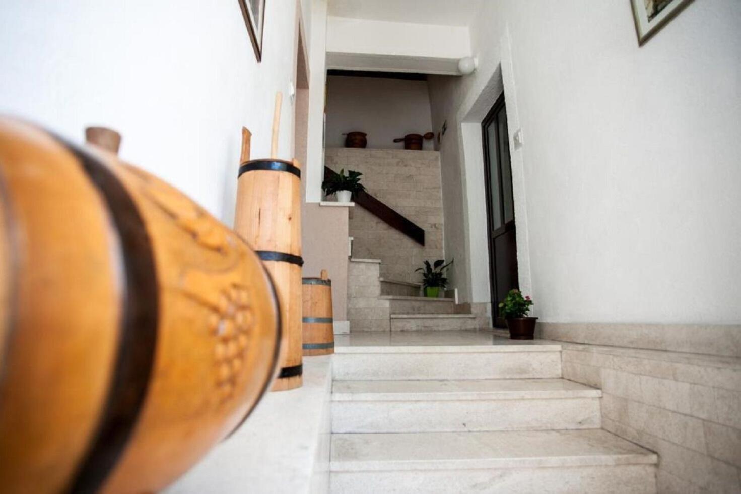 Apartments Verica - 15 M From Beach Krilo Exterior photo