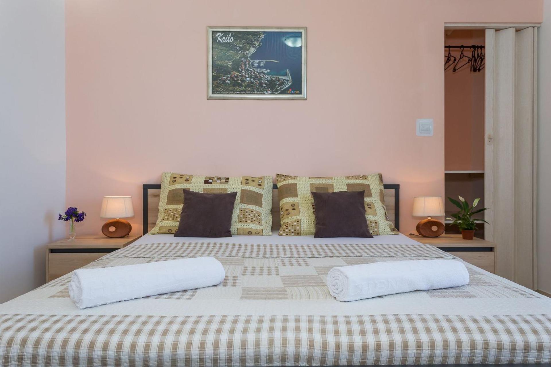 Apartments Verica - 15 M From Beach Krilo Exterior photo