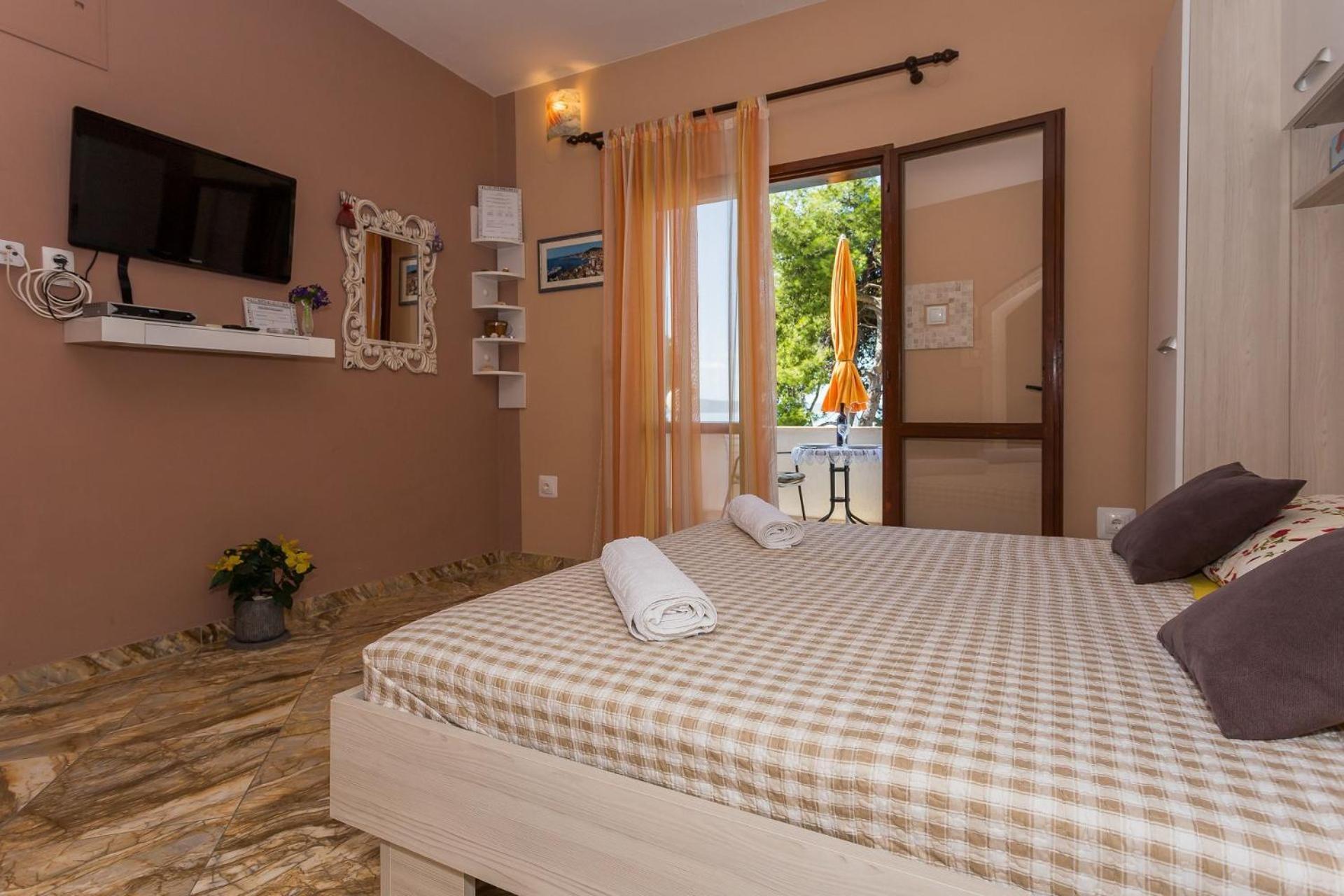 Apartments Verica - 15 M From Beach Krilo Exterior photo