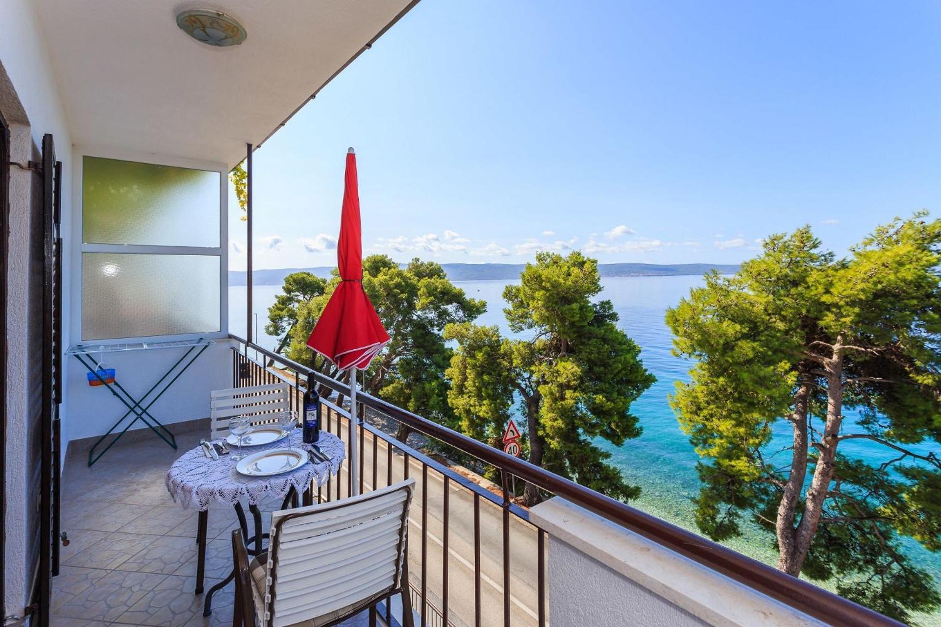 Apartments Verica - 15 M From Beach Krilo Exterior photo